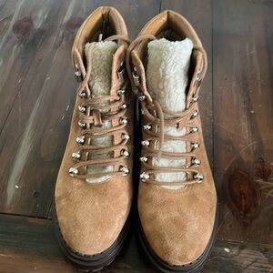 Marc Fischer Boot size 8.5 camel with sherpa
